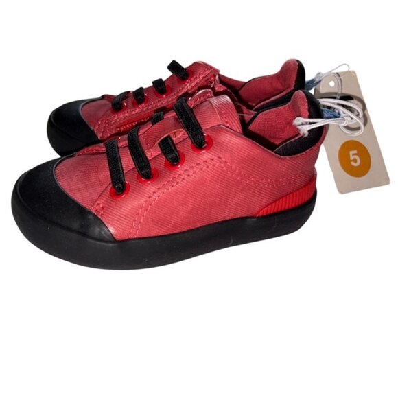 Cat & Jack infant Toddler No Tie Non skid Bottoms-Red/Black-Size 5-NWT - Picture 2 of 5